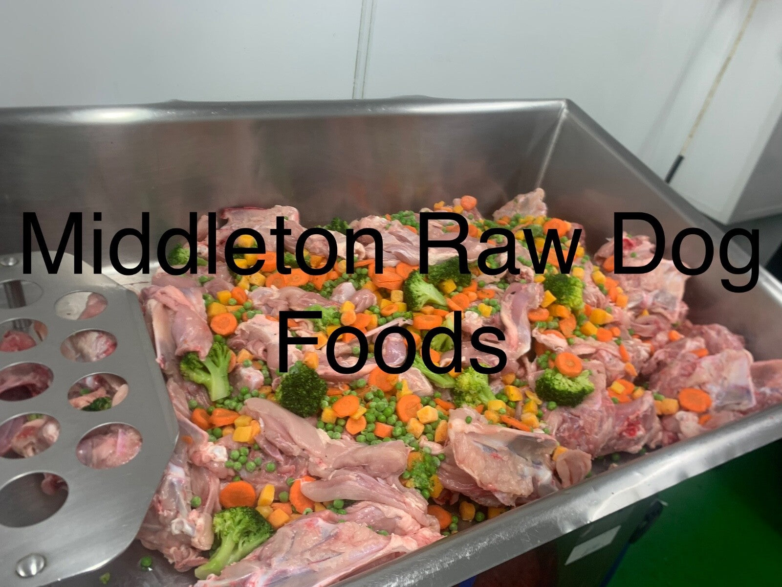 Dog Food Frozen Chicken & Veg Complete Meal 20X500G Chub 10Kg Box BARF RAW DIET