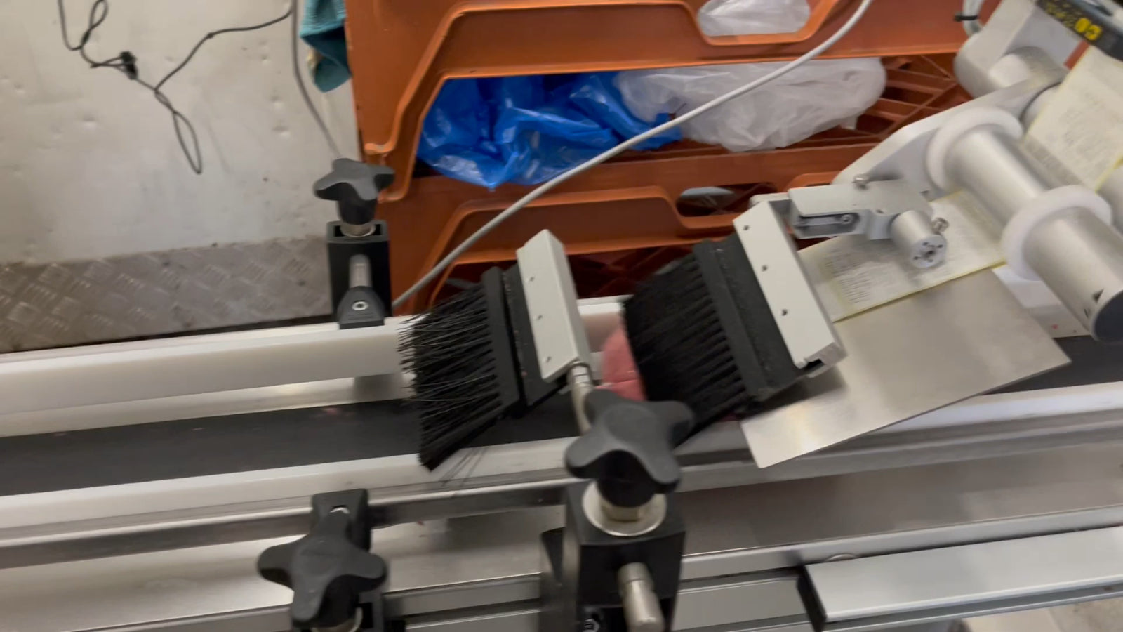 Frozen Dog Food Chicken Mince 40 X 500G Chubs 20Kg Box. BARF RAW DIET Delivered