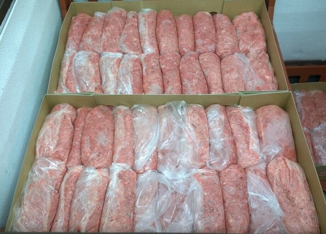 Frozen Dog Food Chicken Mince 40 X 500G Chubs 20Kg Box. BARF RAW DIET Delivered